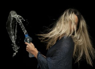 Get Rid of Water Weight Fast, Lose It Before It Finds You And Boost Your Fat Loss Efforts By Drinking Water